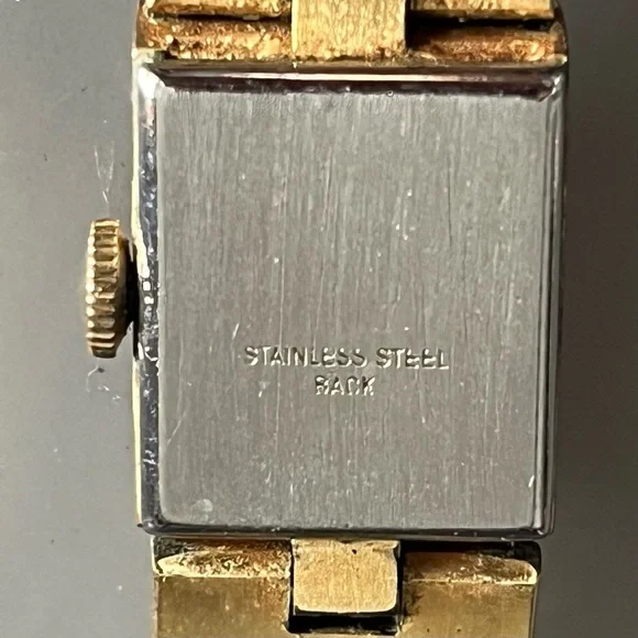Nestrix MCM Textured Gold Tone Swiss 17 Jewel Incabloc Tank  display picture 2